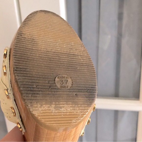 CELINE Ivory/Cream Wooden Heels with Bow - Picture 10 of 15